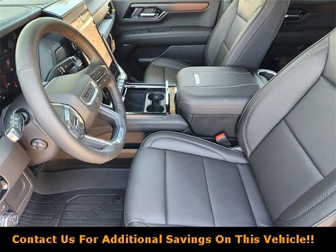 New 2026 GMC Yukon Denali w/ Sun & Power Step Package image 9