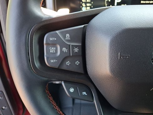 Used 2025 Ford Bronco Raptor AWD/4WD image 22