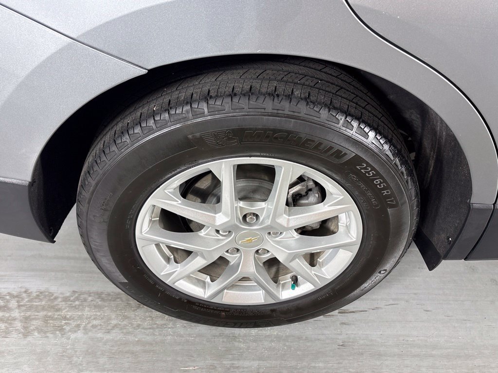 Used 2024 Chevrolet Equinox LT FWD image 10