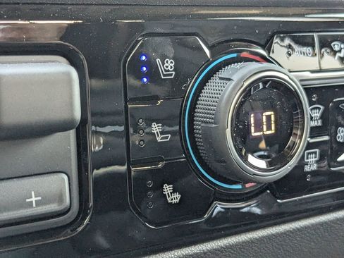 New 2025 Chevrolet Silverado 1500 LTZ w/ LTZ Premium Package image 25