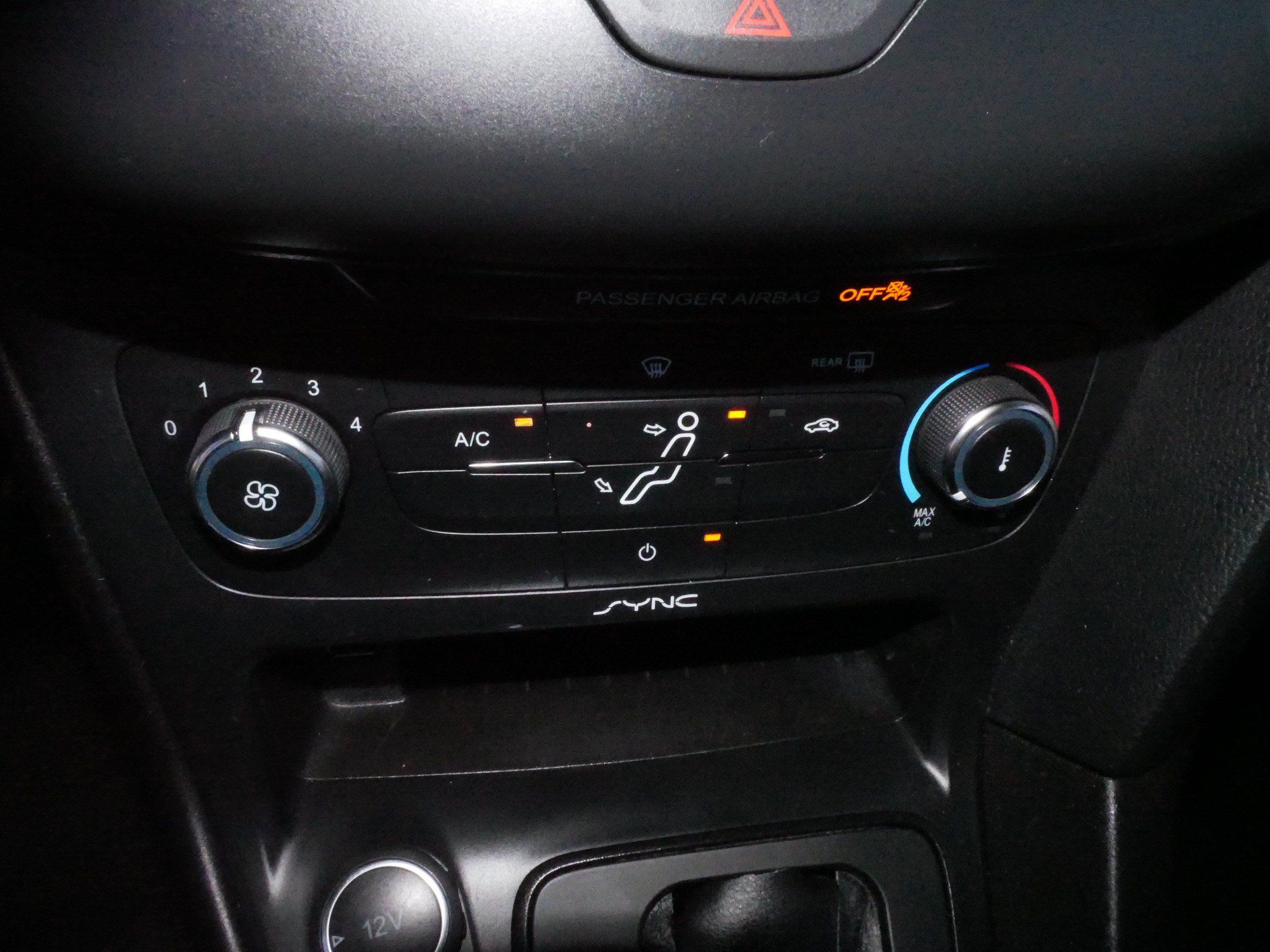 Used 2015 Ford Focus S FWD image 23