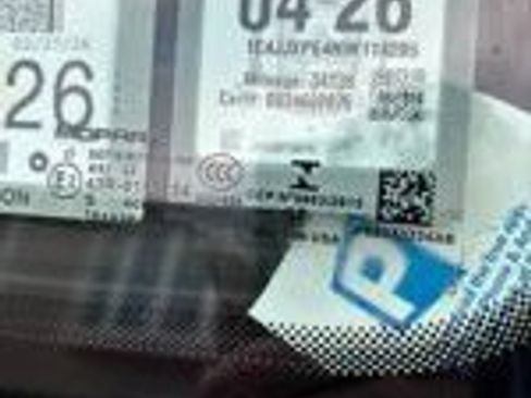 Used 2022 Jeep Wrangler Unlimited Sahara w/ Dual Top Group image 32