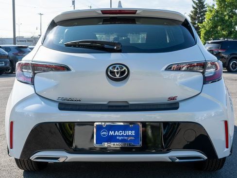 Used 2022 Toyota Corolla SE w/ SE Preferred Package image 7