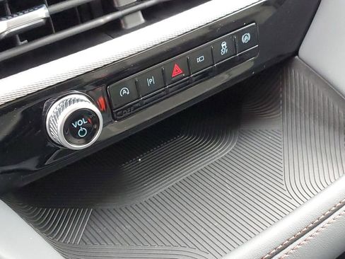 New 2026 Ford Explorer Active w/ Active Comfort Package image 19