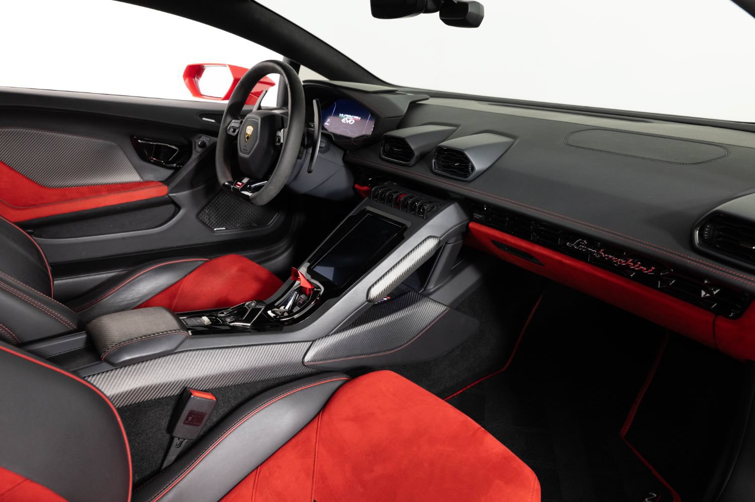 Used 2020 Lamborghini Huracan EVO AWD/4WD image 17