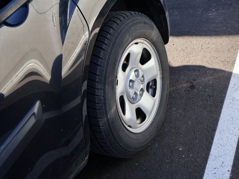 Used 2015 Honda Pilot LX image 12