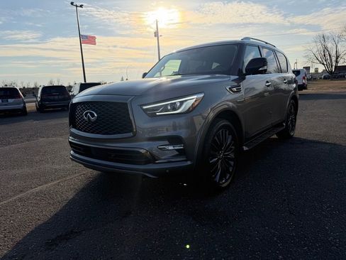 Used 2021 INFINITI QX80 Premium Select w/ All-Season Package image 11
