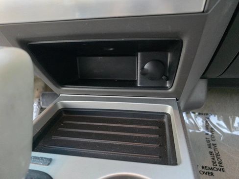 Used 2010 Ford Edge Limited image 39