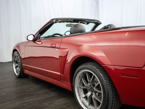 Used 2004 Ford Mustang Cobra image 28