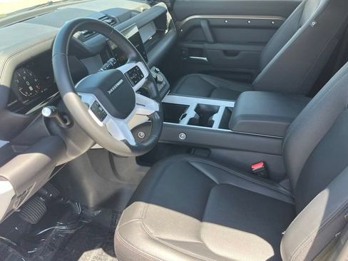 Used 2025 Land Rover Defender 110 S AWD/4WD image 13