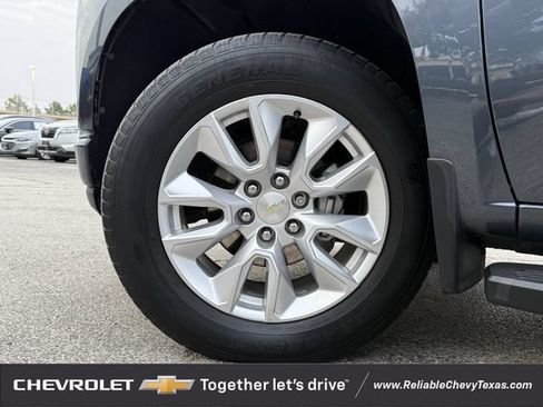 Used 2022 Chevrolet Silverado 1500 Custom w/ Safety Confidence Package RWD image 10