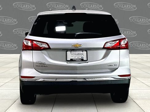 Used 2021 Chevrolet Equinox LT AWD/4WD image 9