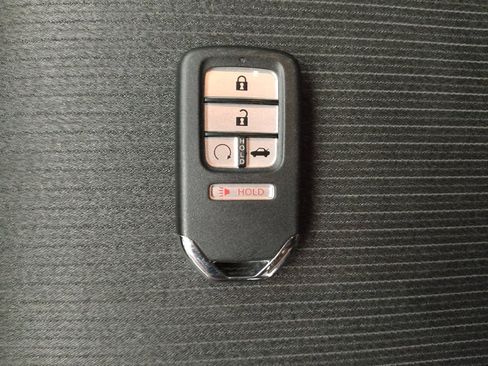 Used 2019 Honda Accord LX image 32