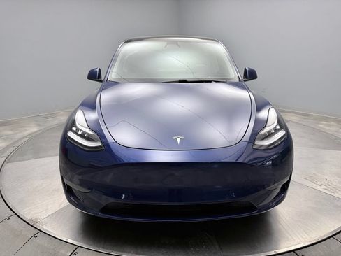 Used 2021 Tesla Model Y Long Range AWD/4WD image 2