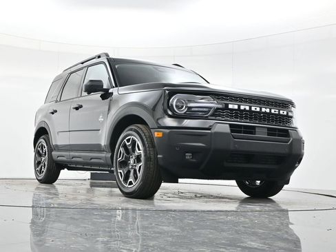 New 2025 Ford Bronco Sport Outer Banks w/ Outer Banks Tech Package+ image 46