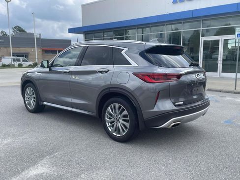 Used 2023 INFINITI QX50 Luxe FWD image 4