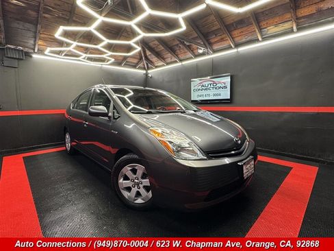Used 2009 Toyota Prius FWD image 1