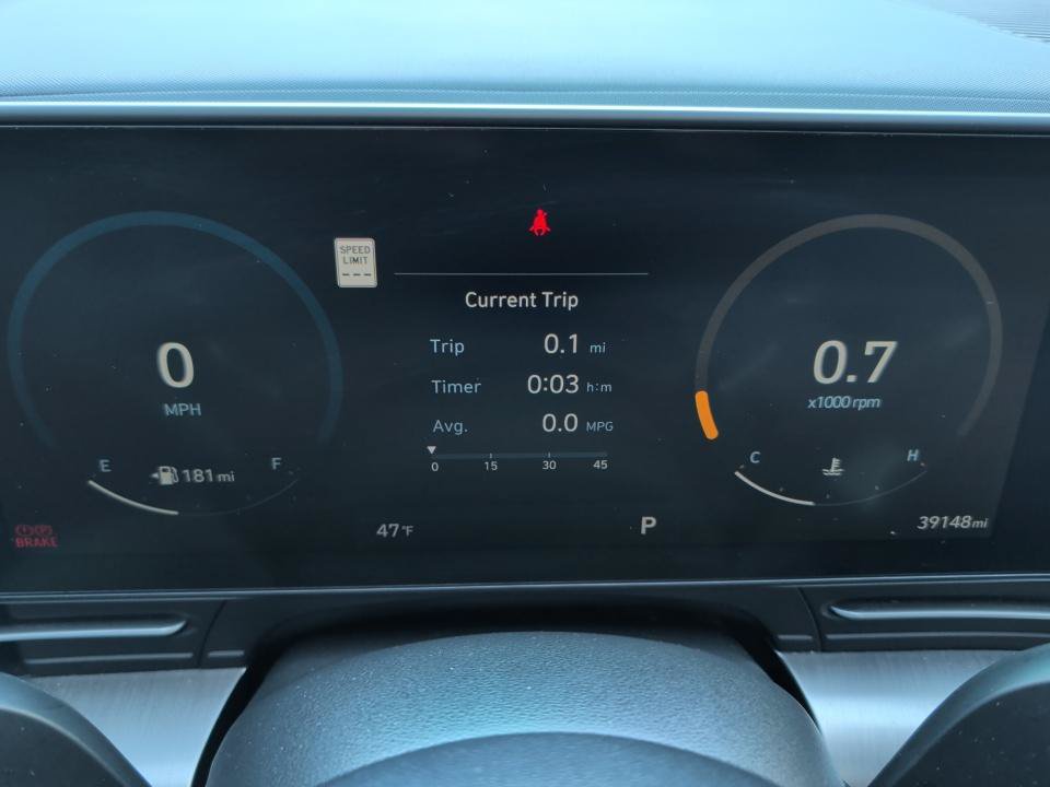 Certified 2024 Hyundai Kona Limited FWD image 11