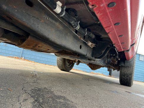 Used 2018 GMC Sierra 2500 Pickup 2D 8 ft image 21