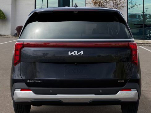 New 2026 Kia Carnival EX image 13