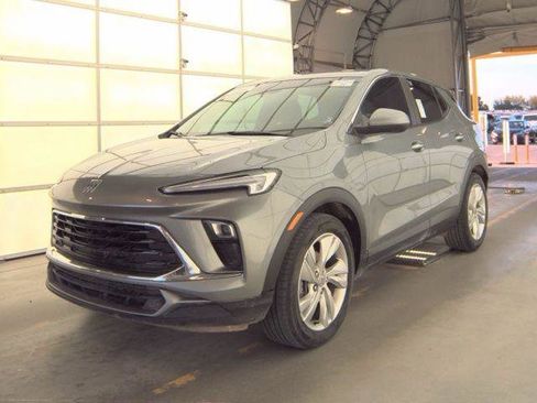 Used 2024 Buick Encore GX Preferred image 2