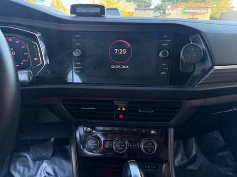 Used 2021 Volkswagen Jetta SEL FWD image 23