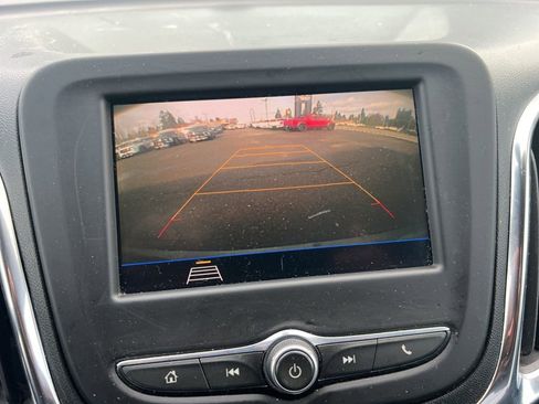 Used 2021 Chevrolet Equinox LT image 11