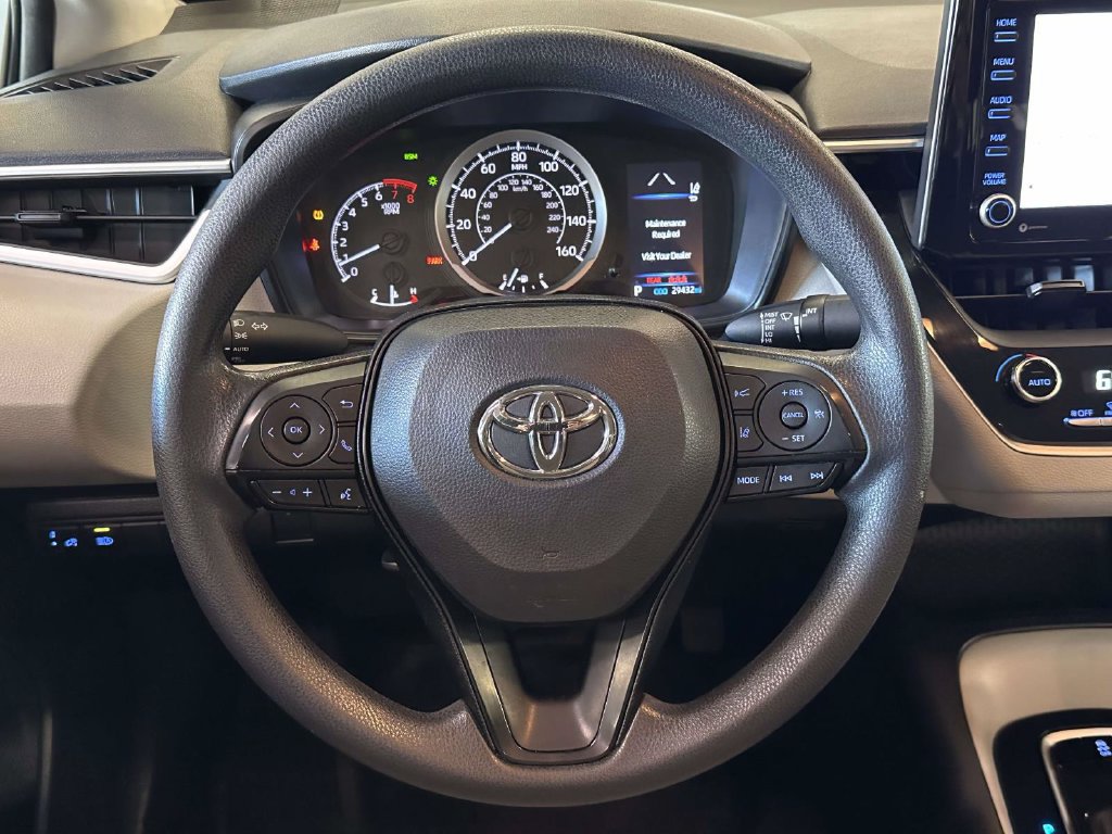 Used 2022 Toyota Corolla LE w/ LE Convenience Package FWD image 15