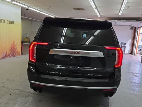 Used 2024 GMC Yukon Denali w/ Denali Reserve Package image 10