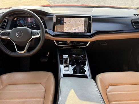 Used 2024 Volkswagen Atlas Cross Sport SEL image 27