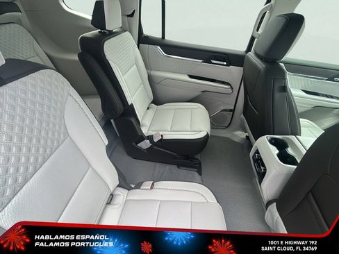 New 2026 GMC Acadia Denali w/ Super Cruise Package FWD image 30