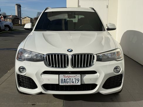 Used 2017 BMW X3 xDrive28i image 2