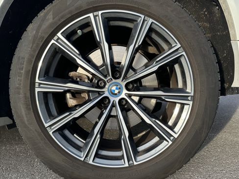 Certified 2023 BMW X5 xDrive45e w/ M Sport Package image 13