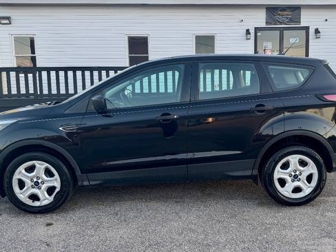 Used 2018 Ford Escape S FWD image 4