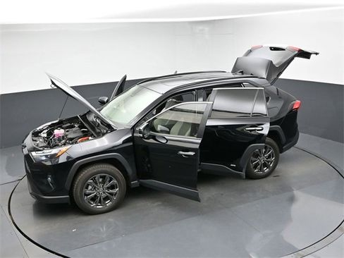 Used 2022 Toyota RAV4 Limited image 47