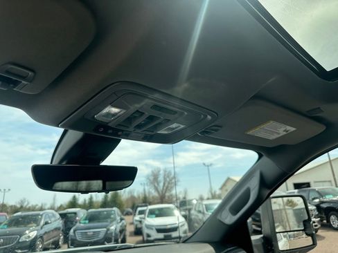 Used 2021 Chevrolet Silverado 1500 LTZ w/ LTZ Premium Package image 19