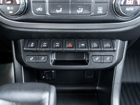 Used 2021 Chevrolet Colorado ZR2 AWD/4WD image 28