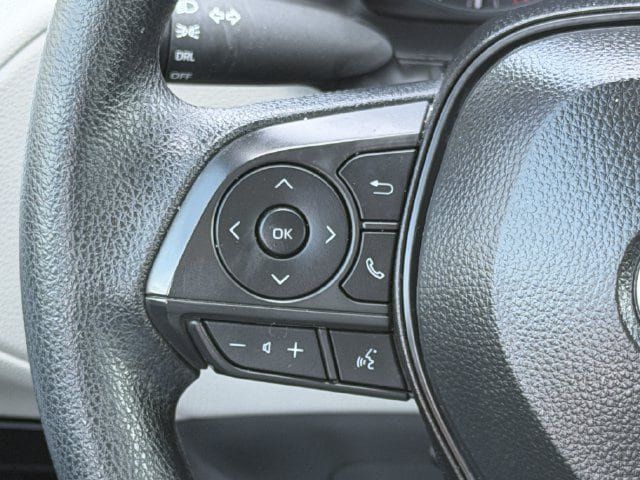 Used 2025 Toyota Corolla Cross AWD Hybrid image 12
