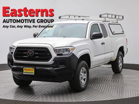 Used 2023 Toyota Tacoma SR RWD image 1