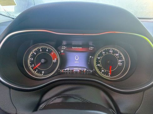 Used 2022 Jeep Cherokee Trailhawk w/ Technology Group B image 17