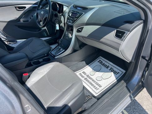 Used 2013 Hyundai Elantra Limited FWD image 19