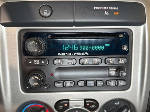 Used 2012 Chevrolet Colorado LT RWD image 24