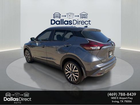 Used 2023 Nissan Kicks SV image 8