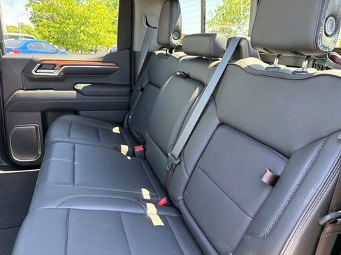 Used 2023 GMC Sierra 1500 Denali w/ Denali Reserve Package AWD/4WD image 22