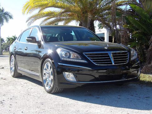Used 2012 Hyundai Equus Signature image 10
