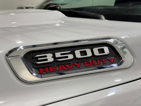 Used 2024 RAM 3500 Tradesman w/ Chrome Appearance Group image 44