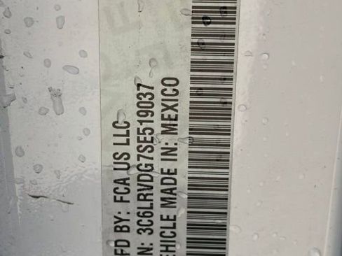 Used 2025 RAM ProMaster 2500 w/ Convenience Group FWD image 29