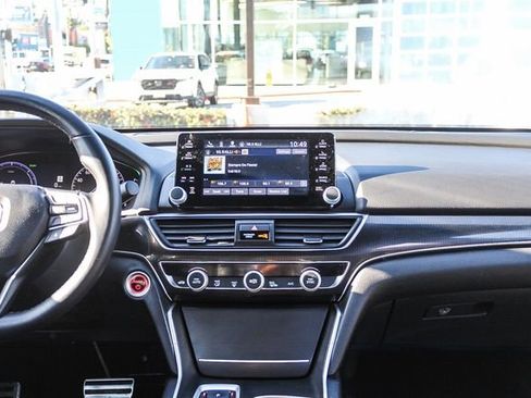 Used 2022 Honda Accord Sport image 18