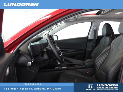 Used 2023 Hyundai Elantra Limited w/ Cargo Package FWD image 12