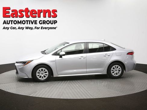 Used 2021 Toyota Corolla LE w/ Carpet Mat Package (TMS) image 57